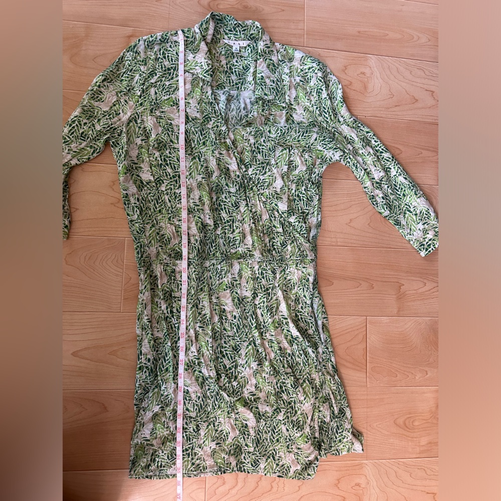 🌺 2/$20 Cabi Faux Wrap Dress M 280 Green Leaf Print 3/4 Sleeve Multicolor - Picture 7 of 8
